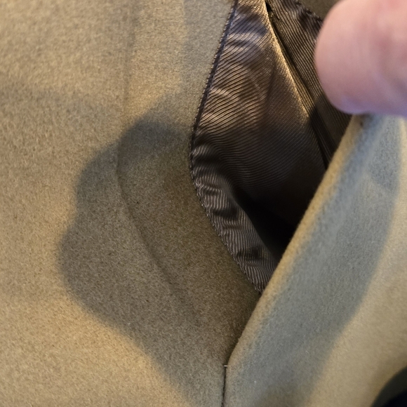 Babaton Double-Breasted Women's Coat - Picture 9 of 10